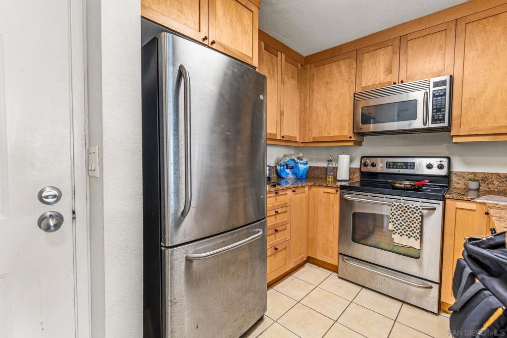 8889 Caminito Plaza Centro - photo 4