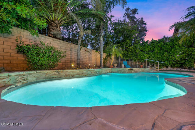 5937 Indian Terrace Drive, Simi Valley CA: https://media.crmls.org/mediaz/918554ef-9e39-4791-ab1c-84260d890840.jpg