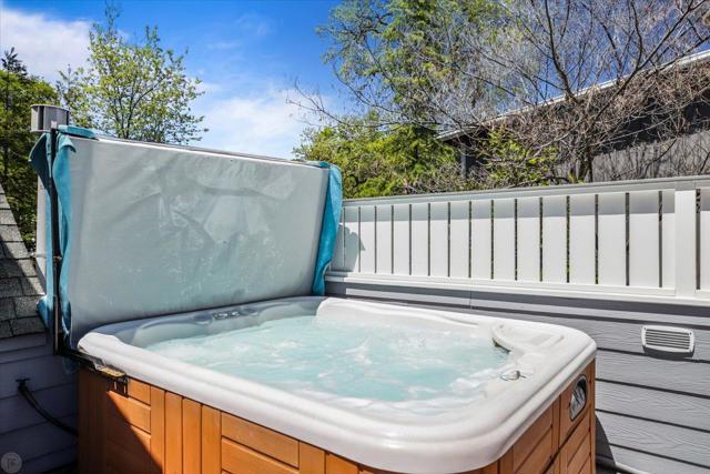 20944 Woodside Way, Groveland CA: https://media.crmls.org/mediaz/9186c8fa-d863-4a22-970e-9f58126bd16f.jpg