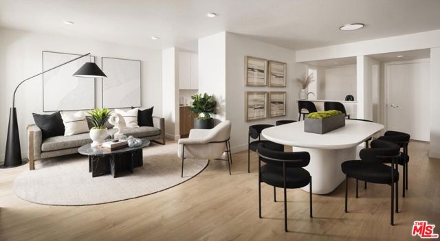 13900 Panay Way, Marina del Rey CA: https://media.crmls.org/mediaz/9186d10d-a51e-4142-999e-3717b2435aae.jpg