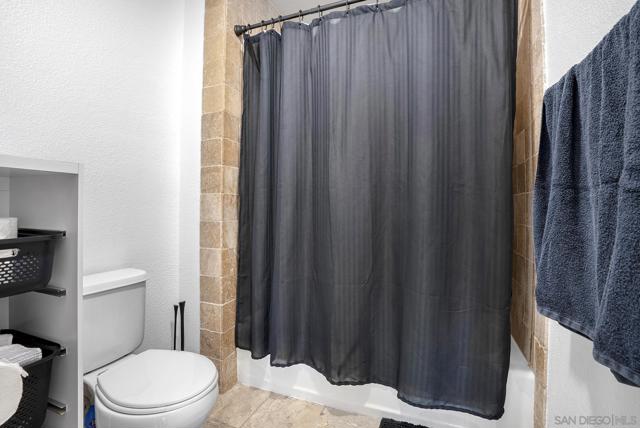9860 Dale Avenue, Spring Valley CA: https://media.crmls.org/mediaz/9189dd23-2fb1-47d7-97fd-4b4abfe3db8e.jpg