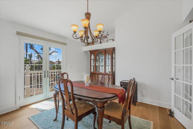 1230 Mandalay Beach Road, Oxnard CA: https://media.crmls.org/mediaz/9189e79b-9caa-4ced-98bd-1f52f77ea7fe.jpg
