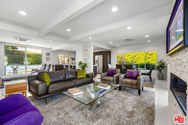 71581 Halgar Road, Rancho Mirage CA: https://media.crmls.org/mediaz/918a25f2-a03d-42cb-8a7f-d800016adf76.jpg