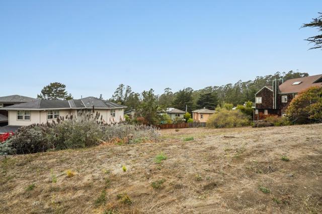 0 Avenue Granada, El Granada CA: https://media.crmls.org/mediaz/918b4f67-54a8-4213-9cb7-bc5f835de273.jpg