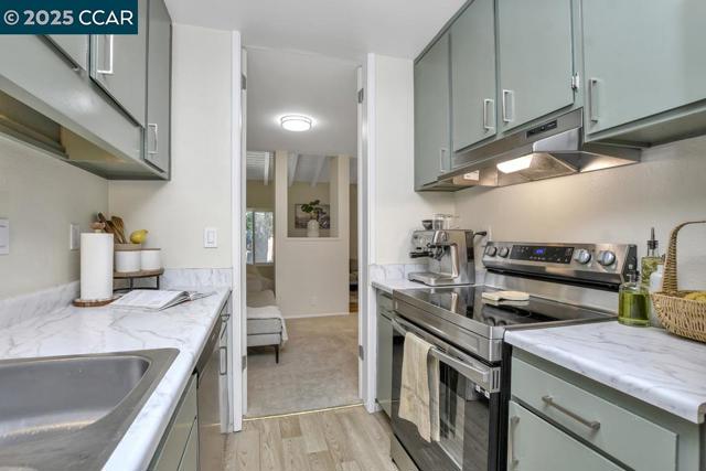 3051 Treat Blvd., Concord CA: https://media.crmls.org/mediaz/918b98dc-4d2c-496f-9d1b-c7e1497b85e1.jpg