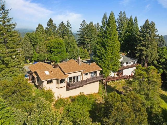 267 Crows Nest Drive, Boulder Creek CA: https://media.crmls.org/mediaz/918d0272-7b50-4f7f-86bd-15c69765fbbf.jpg