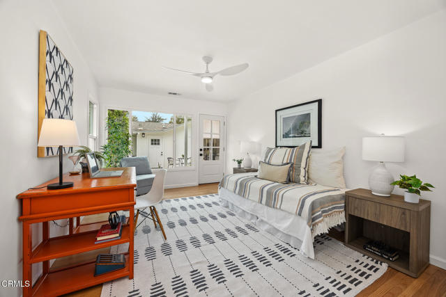 4543 Rockland Place, La Canada Flintridge CA: https://media.crmls.org/mediaz/918d4e11-73d3-4123-99f6-e1b06c67b8e5.jpg