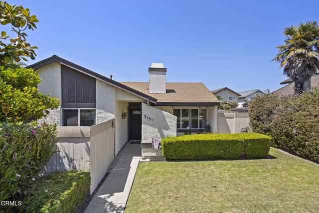 3151 W Hemlock Street, Oxnard CA: https://media.crmls.org/mediaz/918d8365-546d-4928-9a14-b0a6c1f5a3ee.jpg