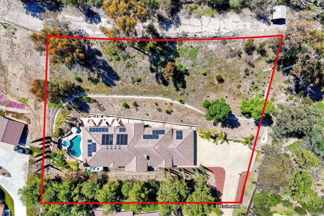 11558 Creek Road, Poway CA: https://media.crmls.org/mediaz/918e0c50-eba0-4813-8965-bb0db443b9d5.jpg