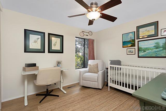 2383 Altisma Way, Carlsbad CA: https://media.crmls.org/mediaz/918ed963-052d-448b-9bc0-3ea4844c401f.jpg