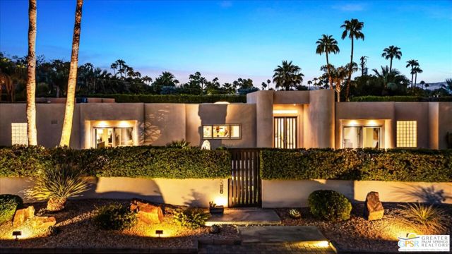526 W Chino Canyon Road, Palm Springs, CA 92262