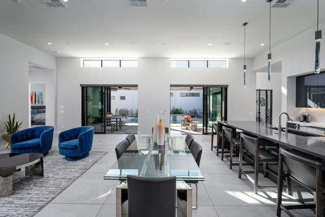 1345 Vue Place, Palm Springs, CA 92262