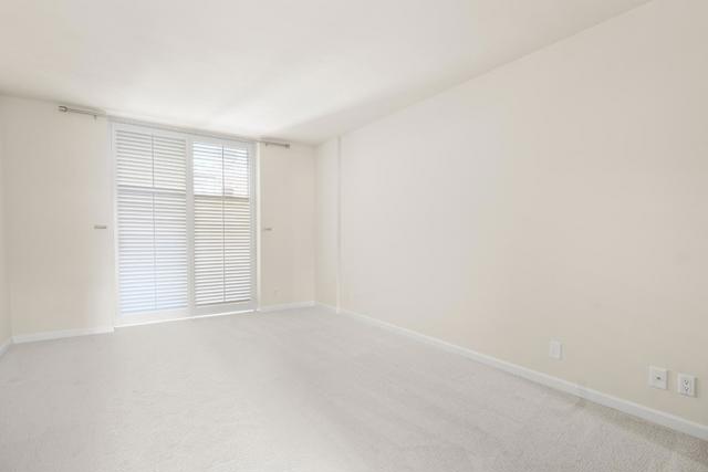 555 Laurel Avenue, San Mateo CA: https://media.crmls.org/mediaz/91915395-8a9a-4962-875a-441cda25101a.jpg
