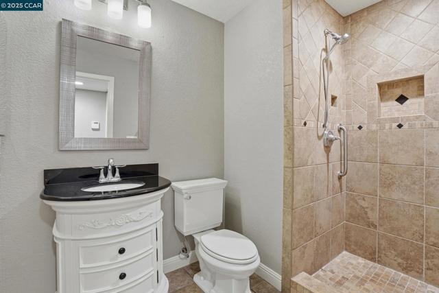 3025 Sunflower Dr, Antioch CA: https://media.crmls.org/mediaz/91919b5e-0c2c-43da-a5ba-4edbf3010979.jpg