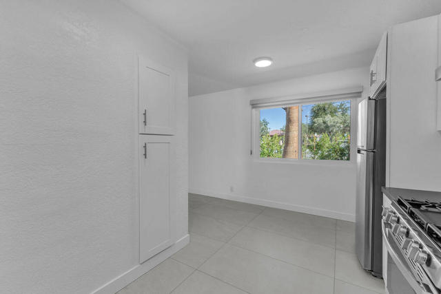 44635 San Carlos Avenue, Palm Desert CA: https://media.crmls.org/mediaz/91922907-8bf7-4de8-a0e3-f4586f47f0c3.jpg