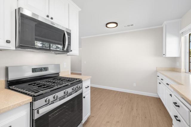 Detail Gallery Image 8 of 26 For 3019 Stockman St #HOUSE,  National City,  CA 91950 - 3 Beds | 1 Baths