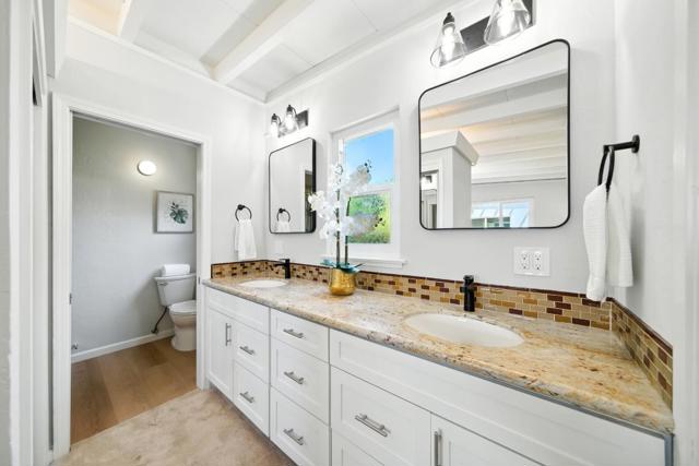821 E Meadow Drive, Palo Alto CA: https://media.crmls.org/mediaz/9192aec9-b18e-4cf2-822d-257f539a749b.jpg