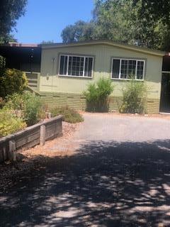17580 Pond Derosa Lane, Prunedale CA: https://media.crmls.org/mediaz/919481b5-464e-40d5-92f2-38dad3031165.jpg