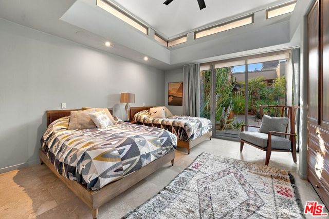 1132 Lake Vista, Palm Desert, CA 92260