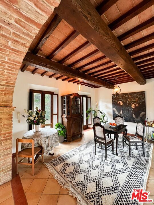 10 Via San Lorenzo, Umbria, ITALY,  CA: https://media.crmls.org/mediaz/9195bb1b-40a4-417e-a2f5-ad14462958e3.jpg