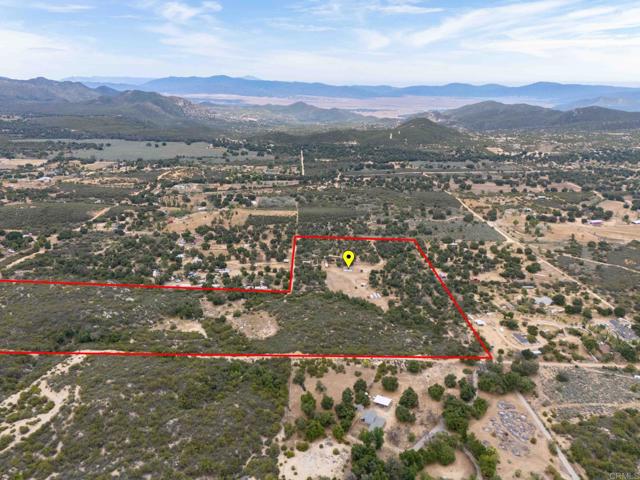 30578 Chihuahua Valley Road, Warner Springs CA: https://media.crmls.org/mediaz/9196a0b1-8d23-4482-b539-1c83700945d3.jpg
