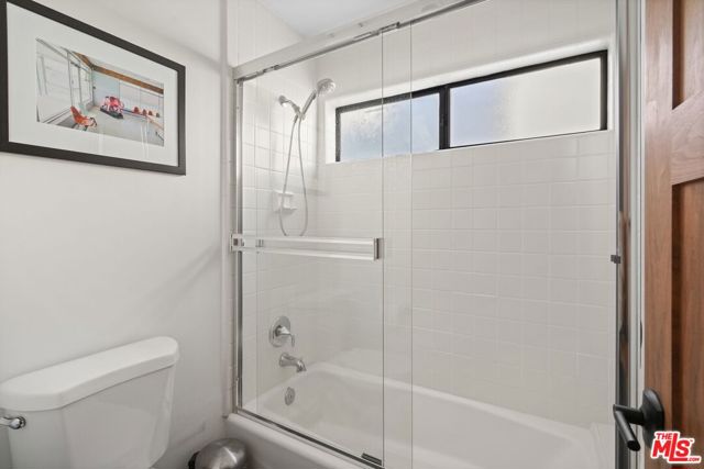 3418 Dorothy Road, Topanga CA: https://media.crmls.org/mediaz/91979f18-29c7-4255-88c1-880a02cc00c8.jpg