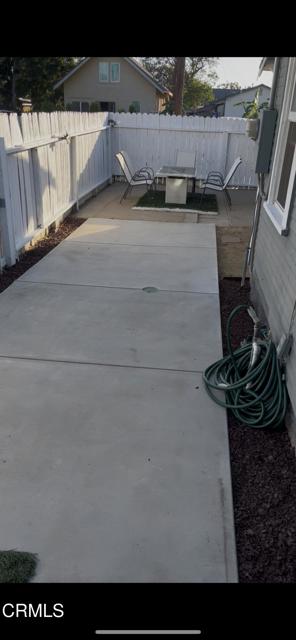 728 Pleasant Street, Santa Paula CA: https://media.crmls.org/mediaz/9197b2a8-82b7-41ae-a8ef-78d6f0bc4ee5.jpg