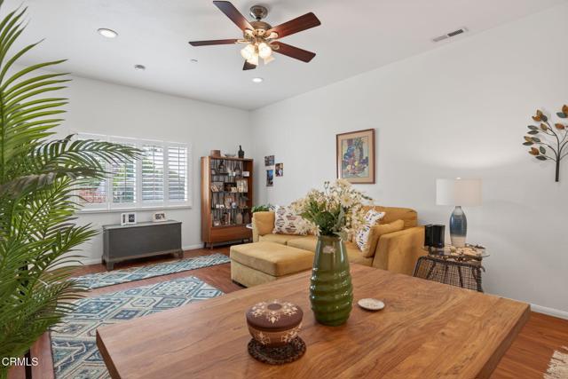 425 Rancho Drive, Ventura CA: https://media.crmls.org/mediaz/91980cfe-59c9-4335-927f-5991646081e4.jpg