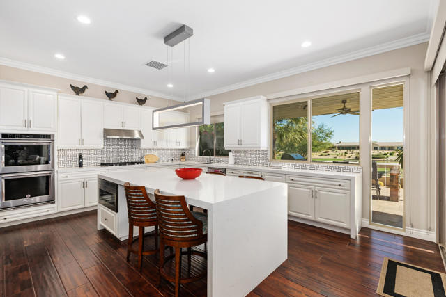 3ABD8C92-05EC-4520-99A7-AF7F76E8AD59