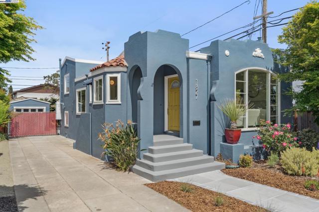 1827 Moreland Dr, Alameda CA: https://media.crmls.org/mediaz/919a1778-ce99-4741-913e-b25134545048.jpg