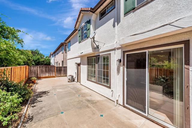 2829 Rubino Circle, San Jose CA: https://media.crmls.org/mediaz/919a28be-0d18-4f29-82e0-c361aadc4209.jpg