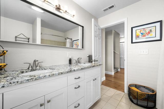 18530 Berta Ridge Place, Salinas CA: https://media.crmls.org/mediaz/919a7dae-5cc6-4a5b-a2a4-17251a56111a.jpg