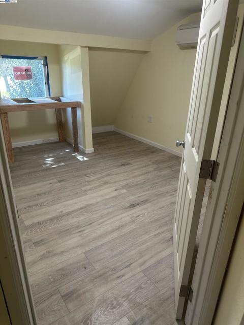 Image 25 of 29 For 490 Gobbi St