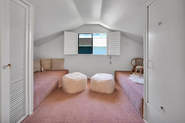 631 Park Way, Santa Cruz CA: https://media.crmls.org/mediaz/919b9a18-40d5-4cad-840b-727aa4933f8e.jpg