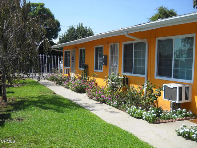 9501 Steele Street, Rosemead CA: https://media.crmls.org/mediaz/919be534-994c-4a8d-a0a5-27bf61e7b4b6.jpg