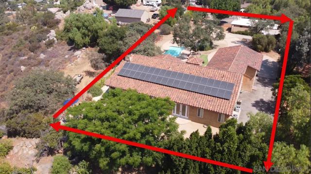 1445 Terracita Ln, Alpine CA: https://media.crmls.org/mediaz/919cb76c-7fed-4993-ac41-90b599f6e22b.jpg