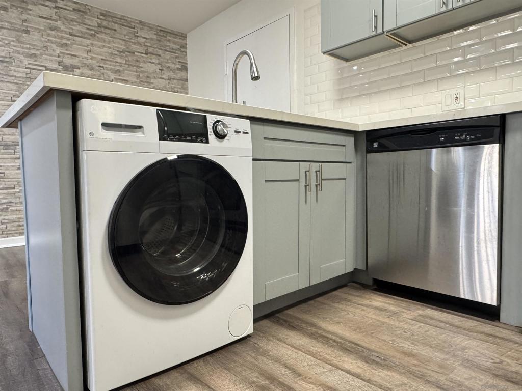 3029 Broadway - photo 5