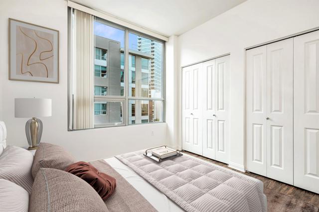 253 10th Ave, San Diego CA: https://media.crmls.org/mediaz/919fd7b2-f974-4f2a-9b65-1619293a425f.jpg