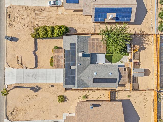 5343 Encelia Drive, 29 Palms CA: https://media.crmls.org/mediaz/91a00ab9-d9aa-4b4e-987c-8294b1fc6b5d.jpg
