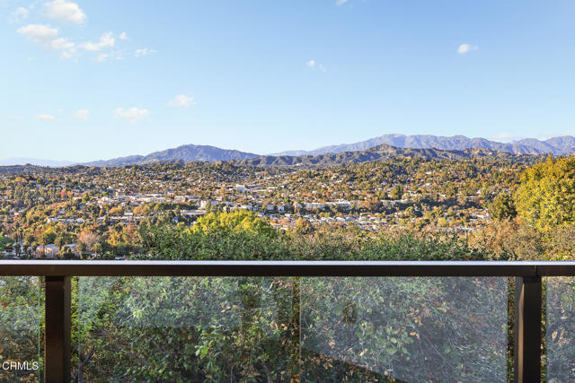 Detail Gallery Image 15 of 74 For 1231 Blair Ave, South Pasadena,  CA 91030 - 5 Beds | 2/2 Baths