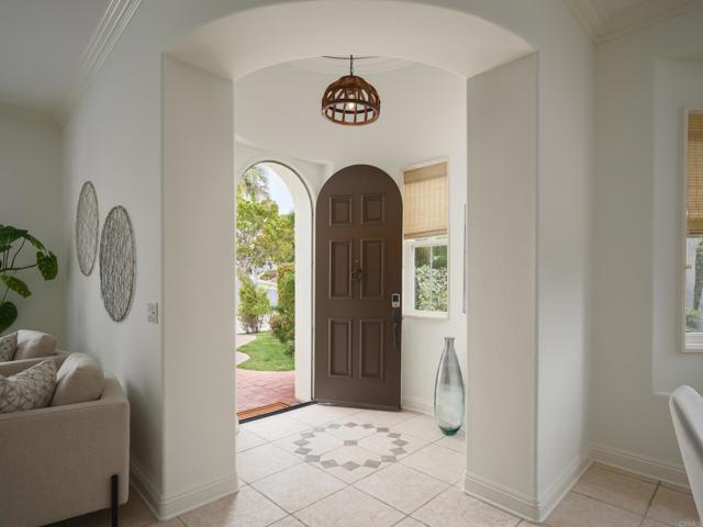 1002 ALEXANDRA LANE, Encinitas CA: https://media.crmls.org/mediaz/91a17069-4438-404f-af8e-ab97c20f8a57.jpg