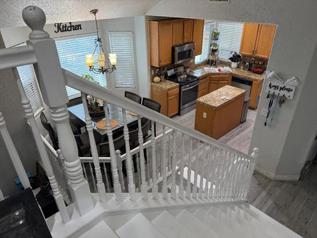 675 Pinot Noir Court, Los Banos CA: https://media.crmls.org/mediaz/91a1b213-4591-43c3-8076-1d7e9c1528f3.jpg