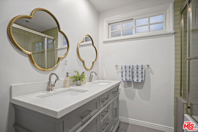 4546 Allott Avenue, Sherman Oaks CA: https://media.crmls.org/mediaz/91a2958c-7cbf-4b6d-a810-fddcbe67a774.jpg