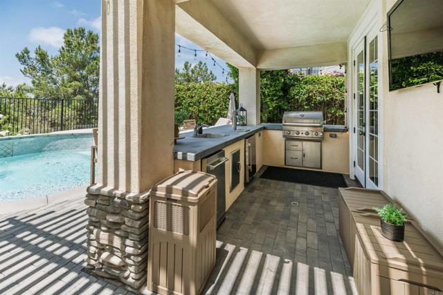 1569 Glencrest Drive, San Marcos CA: https://media.crmls.org/mediaz/91a2d97c-fd5a-4eda-ba5f-ab36b659e381.jpg