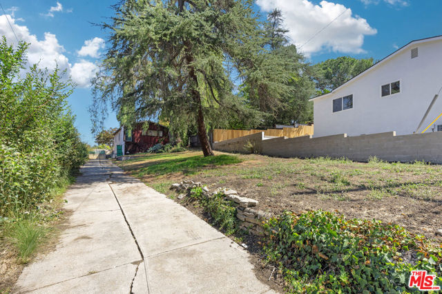 1316 North Avenue 46