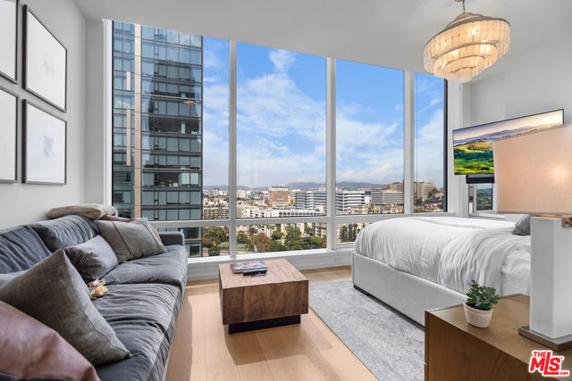 877 Francisco Street, Los Angeles CA: https://media.crmls.org/mediaz/91a428f5-8423-4a23-ae9c-ef8bcf01bb4e.jpg