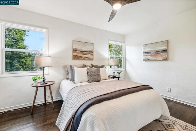 5810 Estates Dr, Oakland CA: https://media.crmls.org/mediaz/91a43014-b3dc-4ce8-985e-e787f7c79716.jpg