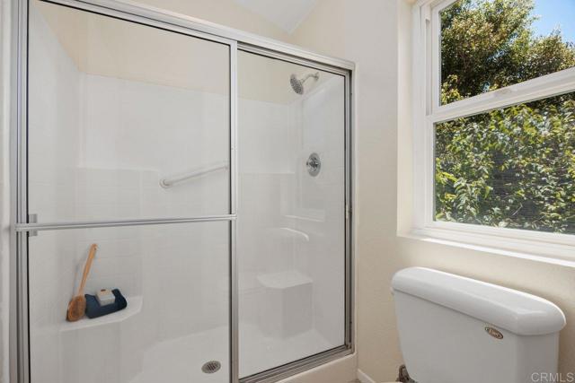 1766 Mount Way, Vista CA: https://media.crmls.org/mediaz/91a68e2b-5235-4e94-957d-c6aa61612d58.jpg