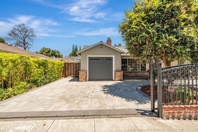 2284 Dumbarton Avenue, East Palo Alto CA: https://media.crmls.org/mediaz/91a6ffd2-6c0b-4ecf-96bb-238169b0482e.jpg