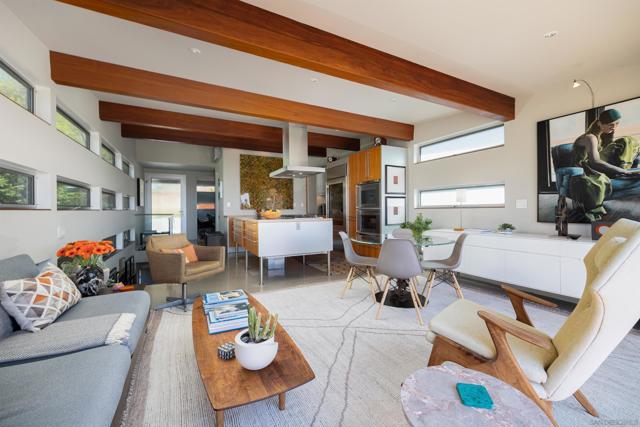 3929 Pringle street, San Diego CA: https://media.crmls.org/mediaz/91a746fd-71d2-42a7-b748-41457c120f16.jpg